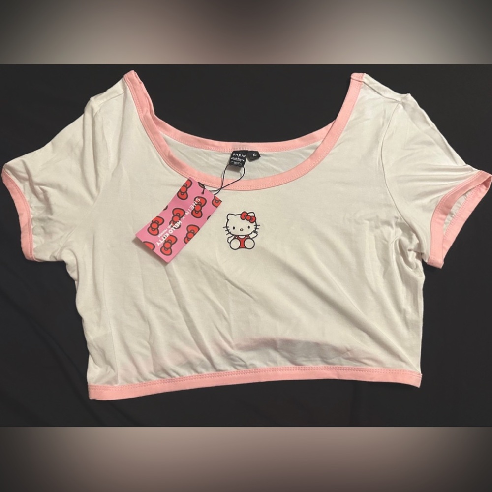 Hello kitty top